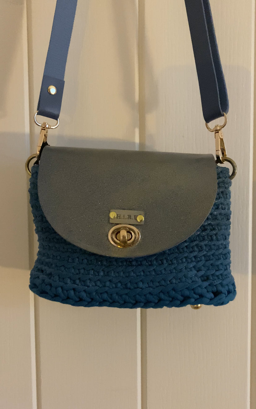 Crystal Ice Clutch