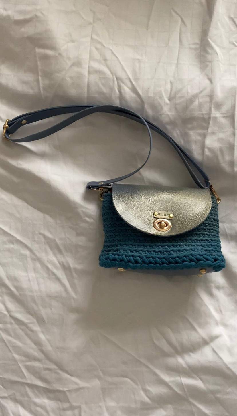 Crystal Ice Clutch